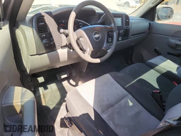 2008 Chevrolet Silverado 1500 Work Truck с VIN 1GCEC14X98Z137973, выставлен на аукционе Copart как лот 80825505 с пробегом 91 237 миль миль и Списание • Salvage title. История ставок и продаж доступна на DreamBid. Изображение 8.