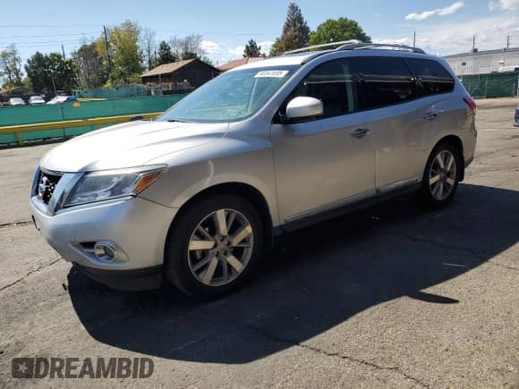 2014 Nissan Pathfinder SL with VIN 5N1AR2MM5EC643335, listed as a Copart auction lot 80341695 with 164,378 mi miles and Salvage title. Bid and sale history available at DreamBid. Image 1.