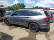 2019 Honda Pilot Touring 8-Passenger z VIN 5FNYF6H9XKB002530, wystawiony jako IAAI lot #43112644 z przebiegiem 122 140 mil mil oraz . Historia ofert i sprzedaży dostępna na DreamBid. Obrazek 14.