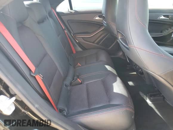 2014 Mercedes-Benz CLA 45 AMG с VIN WDDSJ5CB2EN134122, выставлен на аукционе Copart как лот 65074195 с пробегом 76 130 миль миль и Списание • Salvage title. История ставок и продаж доступна на DreamBid. Изображение 10.