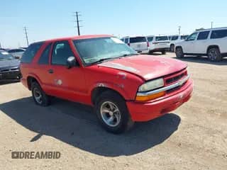 2002 Chevrolet Blazer LS с VIN 1GNCS18W22K123173, выставлен на аукционе IAAI как лот 42676108 с пробегом 184 697 миль миль и . История ставок и продаж доступна на DreamBid. Изображение 1.