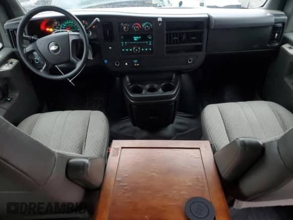 2009 Chevrolet Express Passenger z VIN 1GAHG39K091161470, wystawiony jako Copart lot #43410435 z przebiegiem 59 850 mil mil oraz Szkoda całkowita • Salvage title. Historia ofert i sprzedaży dostępna na DreamBid. Obrazek 8.