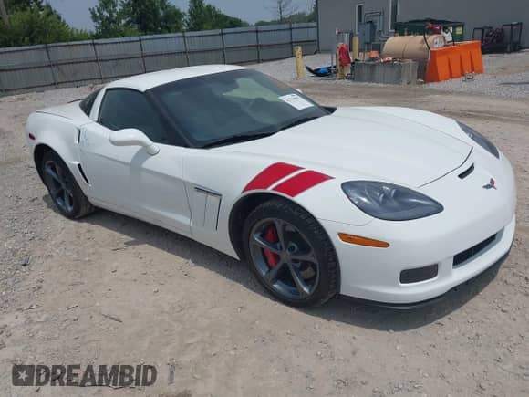 2011 Chevrolet Corvette Z16 Grand Sport 3LT с VIN 1G1YW2DW8B5108392, выставлен на аукционе IAAI как лот 42718691 с пробегом 8 265 миль миль и . История ставок и продаж доступна на DreamBid. Изображение 1.