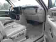 2004 Cadillac Escalade with VIN 1GYEC63T34R172878, listed as a IAAI auction lot 42761784 with 200,940 mi miles and . Bid and sale history available at DreamBid. Image 5.