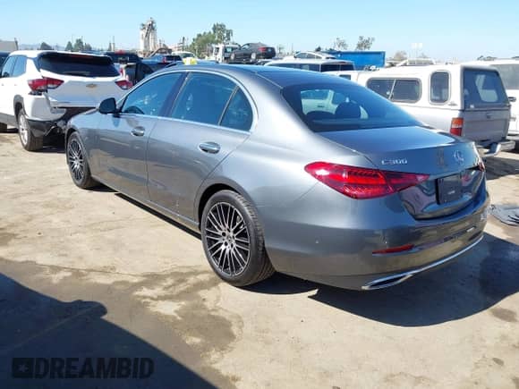 2023 Mercedes-Benz C 300 z VIN W1KAF4GB5PR146522, wystawiony jako IAAI lot #43029013 z przebiegiem 19 416 mil mil oraz . Historia ofert i sprzedaży dostępna na DreamBid. Obrazek 3.