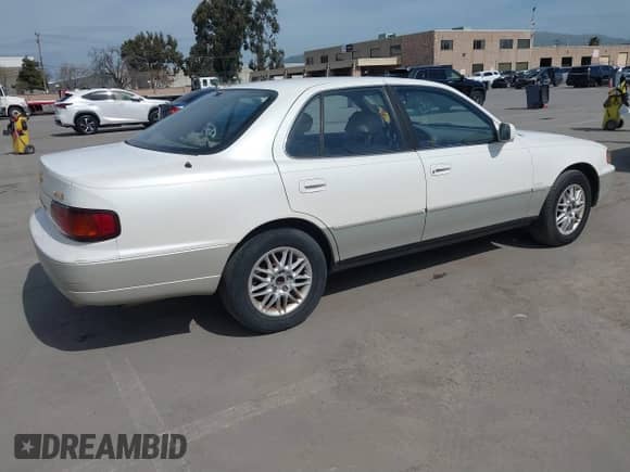 1996 Toyota Camry LE с VIN JT2BF12K9T0134501, выставлен на аукционе IAAI как лот 41802086 с пробегом 486 071 миль миль и . История ставок и продаж доступна на DreamBid. Изображение 4.