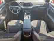 2019 Chevrolet Blazer с VIN 3GNKBCRS6KS698674, выставлен на аукционе Copart как лот 70932935 с пробегом 72 121 миль миль и Списание • Salvage title. История ставок и продаж доступна на DreamBid. Изображение 8.