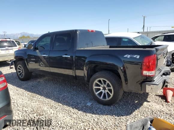 2011 GMC Sierra 1500 SLT z VIN 3GTP2WE32BG129872, wystawiony jako Copart lot #67930645 z przebiegiem 175 449 mil mil oraz Szkoda całkowita • Salvage title. Historia ofert i sprzedaży dostępna na DreamBid. Obrazek 2.