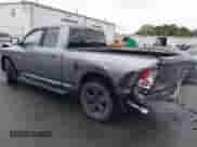 2009 Dodge 1500 SLT z VIN 1D3HV18T19S793875, wystawiony jako IAAI lot #43247958 z przebiegiem 199 380 mil mil oraz . Historia ofert i sprzedaży dostępna na DreamBid. Obrazek 3.