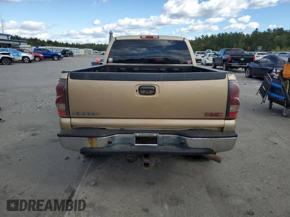 2004 Chevrolet Silverado 1500 Z71 with VIN 2GCEK19T241240759, listed as a Copart auction lot 81834575 with Not provided miles and Clean title. Bid and sale history available at DreamBid. Image 6.