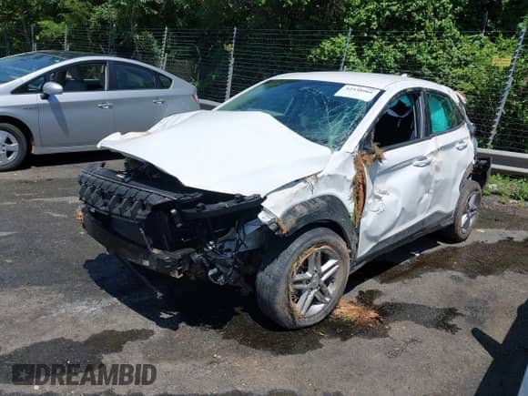2022 Hyundai Kona SE с VIN KM8K22AB5NU823047, выставлен на аукционе IAAI как лот 42538966 с пробегом 28 318 миль миль и . История ставок и продаж доступна на DreamBid. Изображение 2.