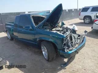 1993 Chevrolet Silverado 1500 с VIN 2GCEC19K5P1252378, выставлен на аукционе IAAI как лот 42032655 с пробегом Не указан миль и . История ставок и продаж доступна на DreamBid. Изображение 1.