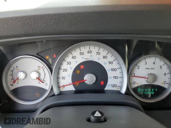 2005 Dodge Durango Limited with VIN 1D4HB58D75F591498, listed as a Copart auction lot 66553365 with 270,970 mi miles and Salvage title. Bid and sale history available at DreamBid. Image 9.