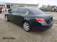 2010 Honda Accord EX z VIN 1HGCP3F78AA022727, wystawiony jako IAAI lot #43390486 z przebiegiem 207 178 mil mil oraz . Historia ofert i sprzedaży dostępna na DreamBid. Obrazek 3.