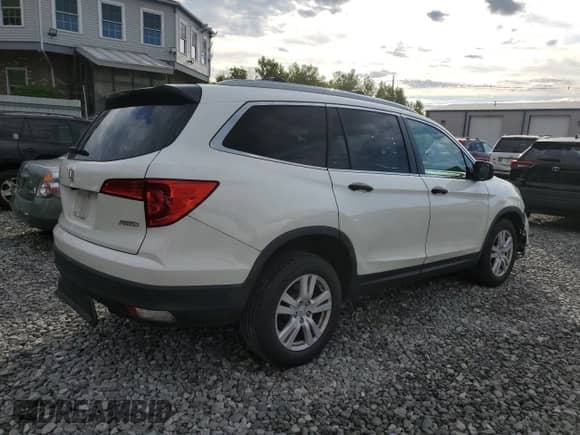 2018 Honda Pilot LX с VIN 5FNYF6H15JB049893, выставлен на аукционе Copart как лот 69929315 с пробегом 113 746 миль миль и Списание • Salvage title. История ставок и продаж доступна на DreamBid. Изображение 3.