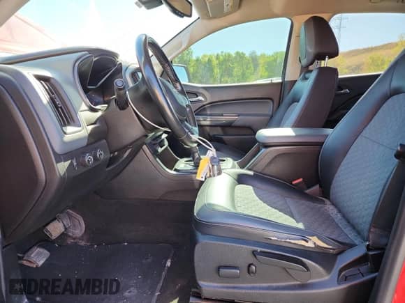 2015 Chevrolet Colorado 4WD Z71 с VIN 1GCGTCE31F1229123, выставлен на аукционе Copart как лот 71703235 с пробегом 121 350 миль миль и Списание • Salvage title. История ставок и продаж доступна на DreamBid. Изображение 7.