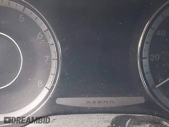 2015 Hyundai Azera с VIN KMHFG4JG0FA440615, выставлен на аукционе IAAI как лот 43340183 с пробегом Не указан миль и . История ставок и продаж доступна на DreamBid. Изображение 14.