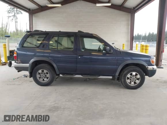 1999 Nissan Pathfinder XE z VIN JN8AR05Y1XW317323, wystawiony jako IAAI lot #42062777 z przebiegiem 347 967 mil mil oraz . Historia ofert i sprzedaży dostępna na DreamBid. Obrazek 13.