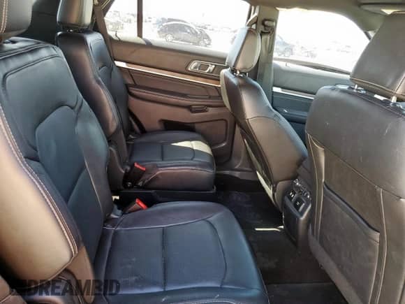 2018 Ford Explorer Limited z VIN 1FM5K7F86JGC70067, wystawiony jako Copart lot #83835625 z przebiegiem 84 850 mil mil oraz Szkoda całkowita • Salvage title. Historia ofert i sprzedaży dostępna na DreamBid. Obrazek 11.