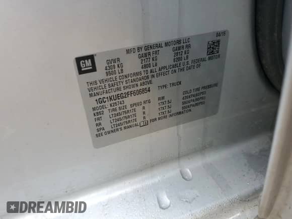 2015 Chevrolet Silverado 2500HD Work Truck z VIN 1GC1KUEG2FF606854, wystawiony jako Copart lot #64315085 z przebiegiem 115 399 mil mil oraz Czysty tytuł • Clean title. Historia ofert i sprzedaży dostępna na DreamBid. Obrazek 12.