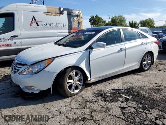 2012 Hyundai Sonata Limited с VIN 5NPEC4AC7CH371290, выставлен на аукционе Copart как лот 70786045 с пробегом 121 847 миль миль и Списание • Salvage title. История ставок и продаж доступна на DreamBid. Изображение 1.