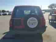 2000 Chevrolet Tracker с VIN 2CNBE13C8Y6937070, выставлен на аукционе Copart как лот 49315885 с пробегом 340 051 миль миль и Списание • Salvage title. История ставок и продаж доступна на DreamBid. Изображение 6.