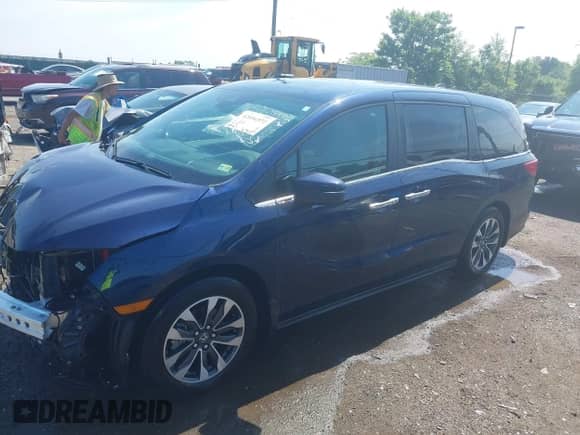 2024 Honda Odyssey EX-L with VIN 5FNRL6H64RB017151, listed as a IAAI auction lot 42606572 with 22,417 mi miles and . Bid and sale history available at DreamBid. Image 15.