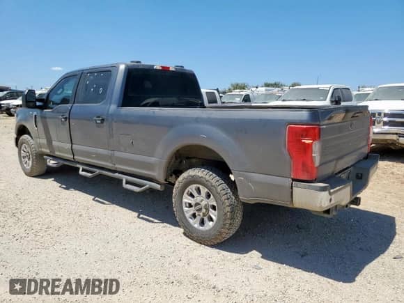 2021 Ford F-250 XL with VIN 1FT7W2B65MED94338, listed as a Copart auction lot 70688255 with 109,256 mi miles and Salvage title. Bid and sale history available at DreamBid. Image 2.