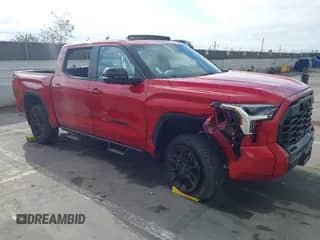 2025 Toyota Tundra SR5 with VIN 5TFWA5DB3SX286467, listed as a IAAI auction lot 43203208 with Not provided miles and . Bid and sale history available at DreamBid. Image 1.