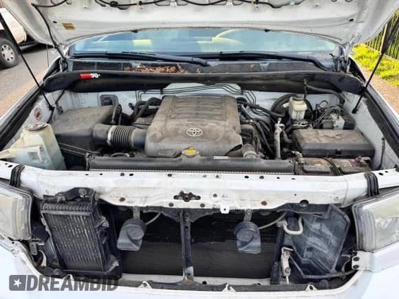 2008 Toyota Tundra Limited z VIN 5TFDV58168X073440, wystawiony jako Copart lot #52966805 z przebiegiem Nie podano mil oraz Czysty tytuł • Clean title. Historia ofert i sprzedaży dostępna na DreamBid. Obrazek 7.