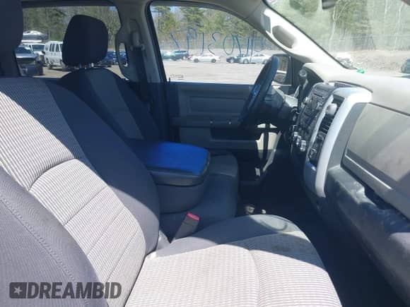 2009 Dodge 1500 SLT z VIN 1D3HV13T49S720877, wystawiony jako IAAI lot #42165974 z przebiegiem 206 644 mil mil oraz . Historia ofert i sprzedaży dostępna na DreamBid. Obrazek 5.