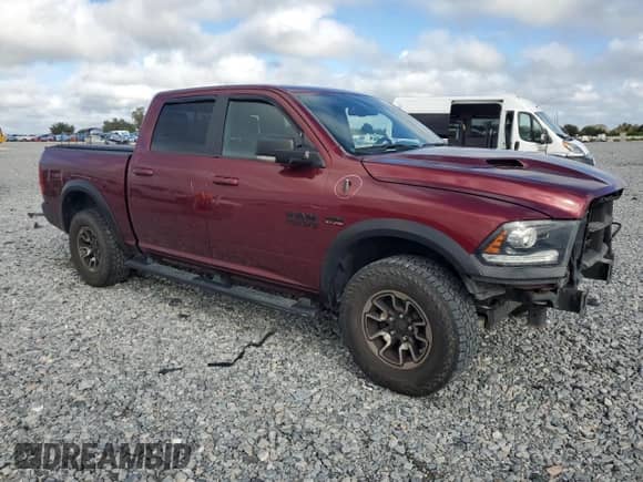 2017 Ram 1500 Rebel z VIN 1C6RR7YTXHS762974, wystawiony jako Copart lot #84601735 z przebiegiem 104 858 mil mil oraz Szkoda całkowita • Salvage title. Historia ofert i sprzedaży dostępna na DreamBid. Obrazek 4.