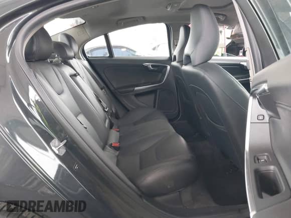 2015 Volvo S60 T5 Drive-E Premier with VIN YV126MFB0F2301169, listed as a IAAI auction lot 42500241 with 71,732 mi miles and . Bid and sale history available at DreamBid. Image 8.