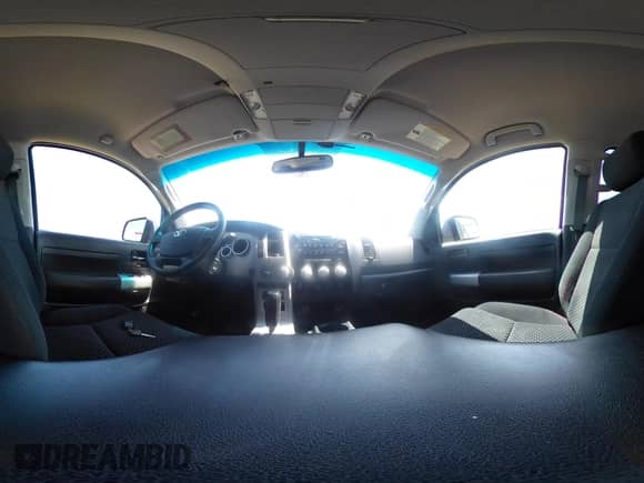 2008 Toyota Tundra с VIN 5TFDV54158X059020, выставлен на аукционе IAAI как лот 42799423 с пробегом 154 796 миль миль и . История ставок и продаж доступна на DreamBid. Изображение 18.