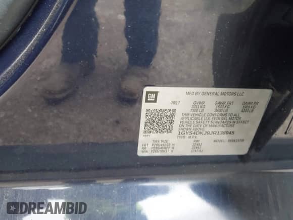 2018 Cadillac Escalade Platinum with VIN 1GYS4DKJ9JR138945, listed as a IAAI auction lot 42457697 with 72,646 mi miles and . Bid and sale history available at DreamBid. Image 9.