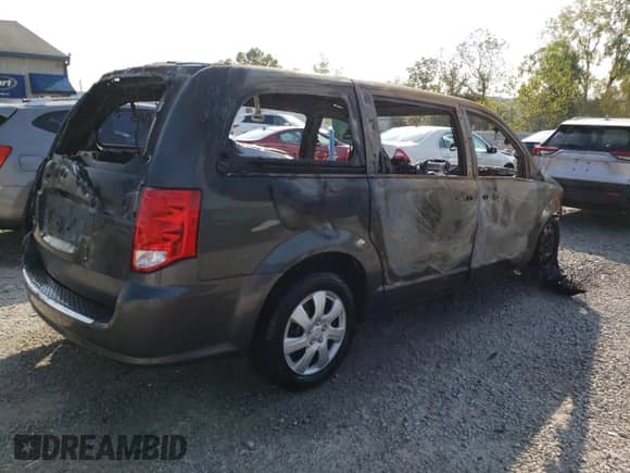 2017 Dodge Grand Caravan SE Plus with VIN 2C4RDGBG5HR569023, listed as a Copart auction lot 72062415 with Not provided miles and Non repairable. Bid and sale history available at DreamBid. Image 3.