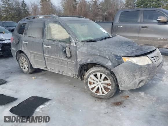 2011 Subaru Forester X Limited z VIN JF2SHAFC8BH752012, wystawiony jako IAAI lot #41613174 z przebiegiem 86 251 mil mil oraz . Historia ofert i sprzedaży dostępna na DreamBid. Obrazek 1.