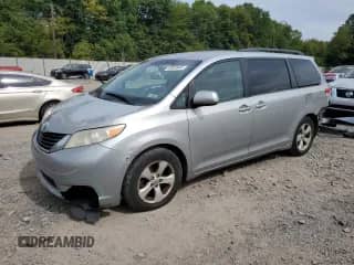 2014 Toyota Sienna LE AAS with VIN 5TDKK3DC3ES470875, listed as a Copart auction lot 80849645 with 174,639 mi miles and Salvage title. Bid and sale history available at DreamBid. Image 1.