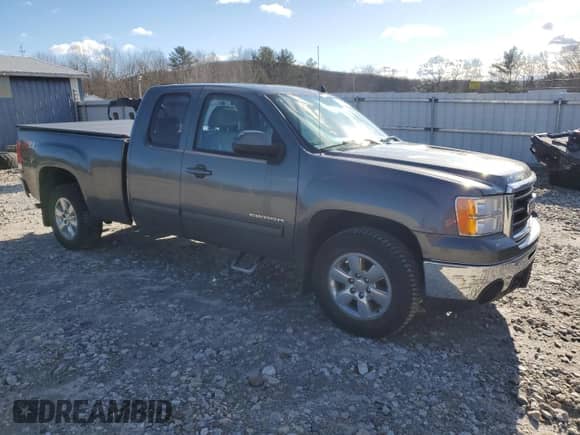 2011 GMC Sierra 1500 SLT z VIN 1GTR2WE38BZ359358, wystawiony jako Copart lot #86825744 z przebiegiem 151 640 mil mil oraz Czysty tytuł • Clean title. Historia ofert i sprzedaży dostępna na DreamBid. Obrazek 4.