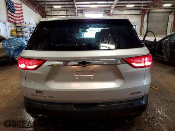 2020 Chevrolet Traverse LS with VIN 1GNEVFKW4LJ235292, listed as a Copart auction lot 68523885 with 87,492 mi miles and Clean title. Bid and sale history available at DreamBid. Image 6.