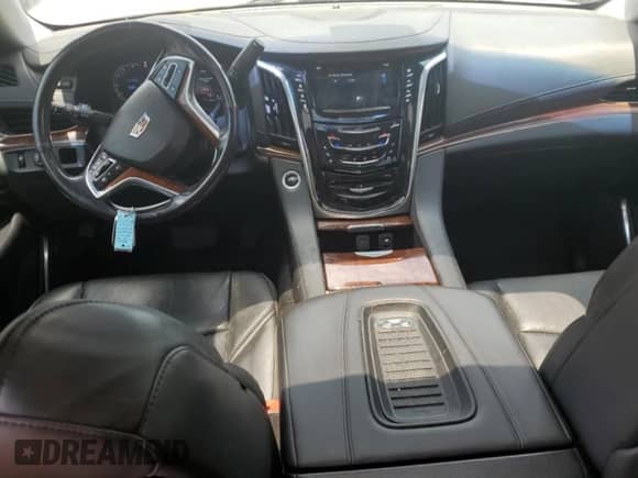 2019 Cadillac Escalade ESV Luxury с VIN 1GYS3HKJ6KR128160, выставлен на аукционе Copart как лот 60226175 с пробегом 88 838 миль миль и Списание • Salvage title. История ставок и продаж доступна на DreamBid. Изображение 8.