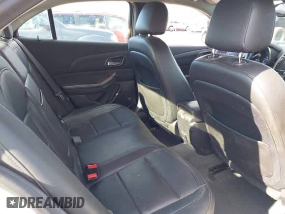 2013 Chevrolet Malibu LT z VIN 1G11E5SAXDF178485, wystawiony jako IAAI lot #43399346 z przebiegiem 143 805 mil mil oraz . Historia ofert i sprzedaży dostępna na DreamBid. Obrazek 8.