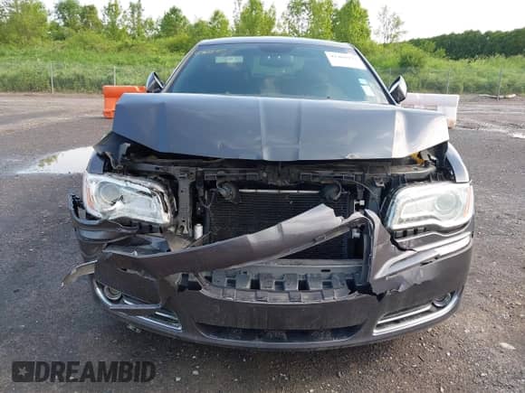 2013 Chrysler 300 with VIN 2C3CCARG1DH543342, listed as a IAAI auction lot 42469777 with 114,360 mi miles and . Bid and sale history available at DreamBid. Image 6.