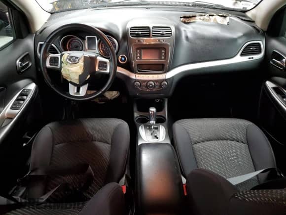 2012 Dodge Journey SXT z VIN 3C4PDDBG5CT397376, wystawiony jako Copart lot #60910235 z przebiegiem 171 677 mil mil oraz Szkoda całkowita • Salvage title. Historia ofert i sprzedaży dostępna na DreamBid. Obrazek 8.