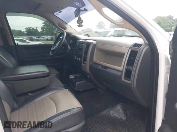 2011 Ram 1500 ST с VIN 1D7RB1CP7BS631986, выставлен на аукционе IAAI как лот 42482952 с пробегом 129 240 миль миль и . История ставок и продаж доступна на DreamBid. Изображение 5.