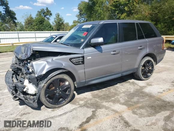 2013 Land Rover Range Rover Sport HSE Lux z VIN SALSK2D45DA795633, wystawiony jako Copart lot #81856955 z przebiegiem 82 011 mil mil oraz Szkoda całkowita • Salvage title. Historia ofert i sprzedaży dostępna na DreamBid. Obrazek 1.