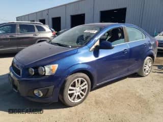 2014 Chevrolet Sonic LT с VIN 1G1JC5SH4E4125698, выставлен на аукционе Copart как лот 89809915 с пробегом 90 374 миль миль и Чистый • Clean title. История ставок и продаж доступна на DreamBid. Изображение 1.