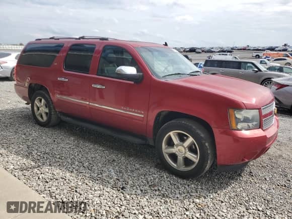 2014 Chevrolet Suburban LTZ с VIN 1GNSKKE70ER159082, выставлен на аукционе Copart как лот 81328055 с пробегом 189 182 миль миль и Списание • Salvage title. История ставок и продаж доступна на DreamBid. Изображение 4.