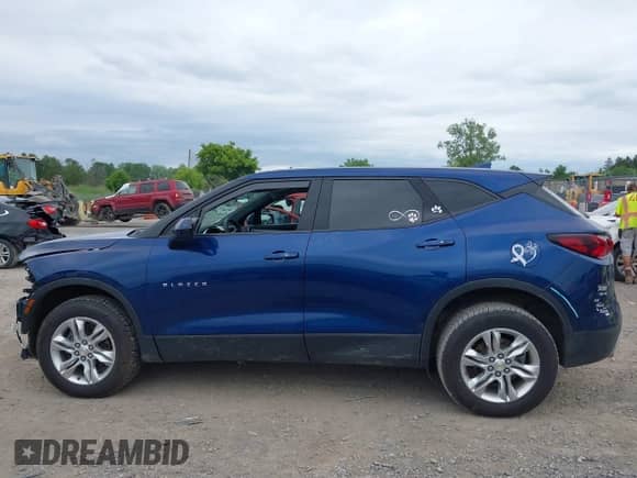 2022 Chevrolet Blazer LT with VIN 3GNKBHR43NS132555, listed as a IAAI auction lot 42501996 with 51,011 mi miles and . Bid and sale history available at DreamBid. Image 15.