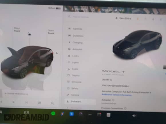 2024 Tesla Model Y with VIN 7SAYGDED8RF156984, listed as a IAAI auction lot 43324819 with 26,941 mi miles and . Bid and sale history available at DreamBid. Image 7.